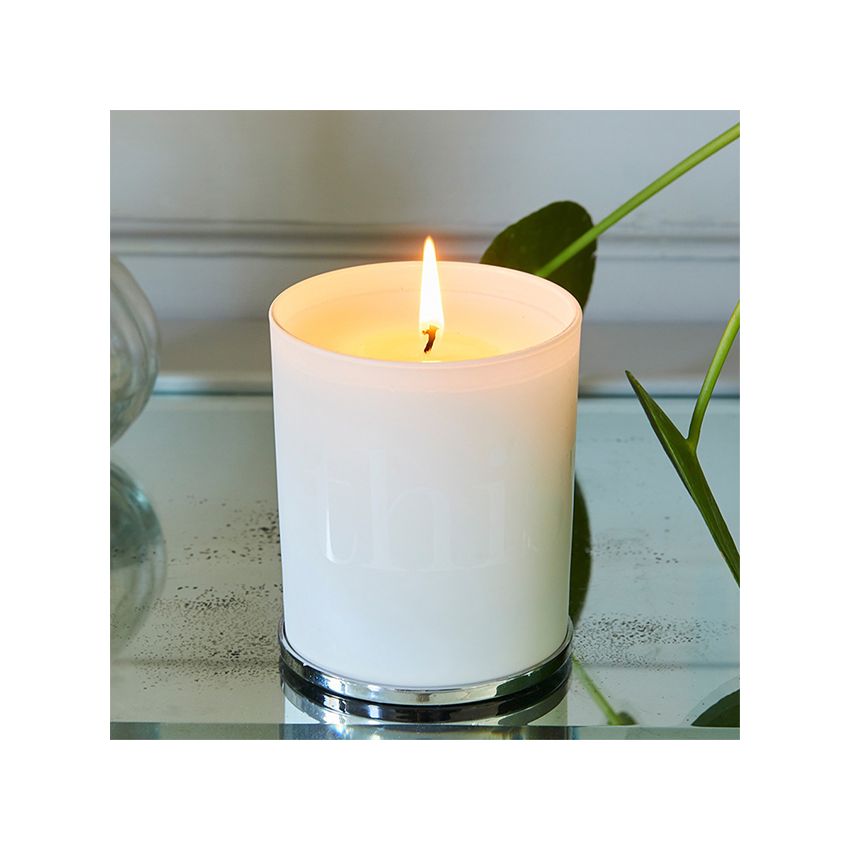 شمعة عطرية بالياسمين - 220 ج