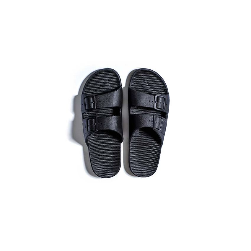 حذاء سلايدز اسود